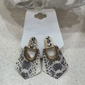 Beautiful Handmade Snakeskin looking pierced earrings with gold and bling